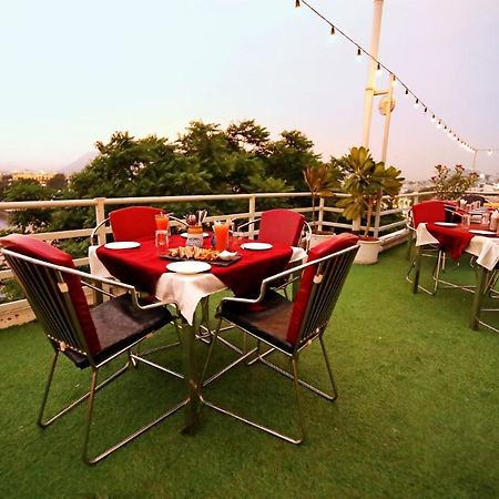 The Shaharkot By The Lake Hotel Udaipur Exterior foto