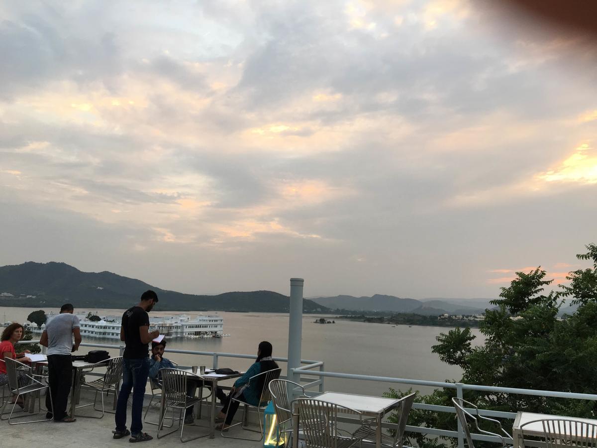 The Shaharkot By The Lake Hotel Udaipur Exterior foto