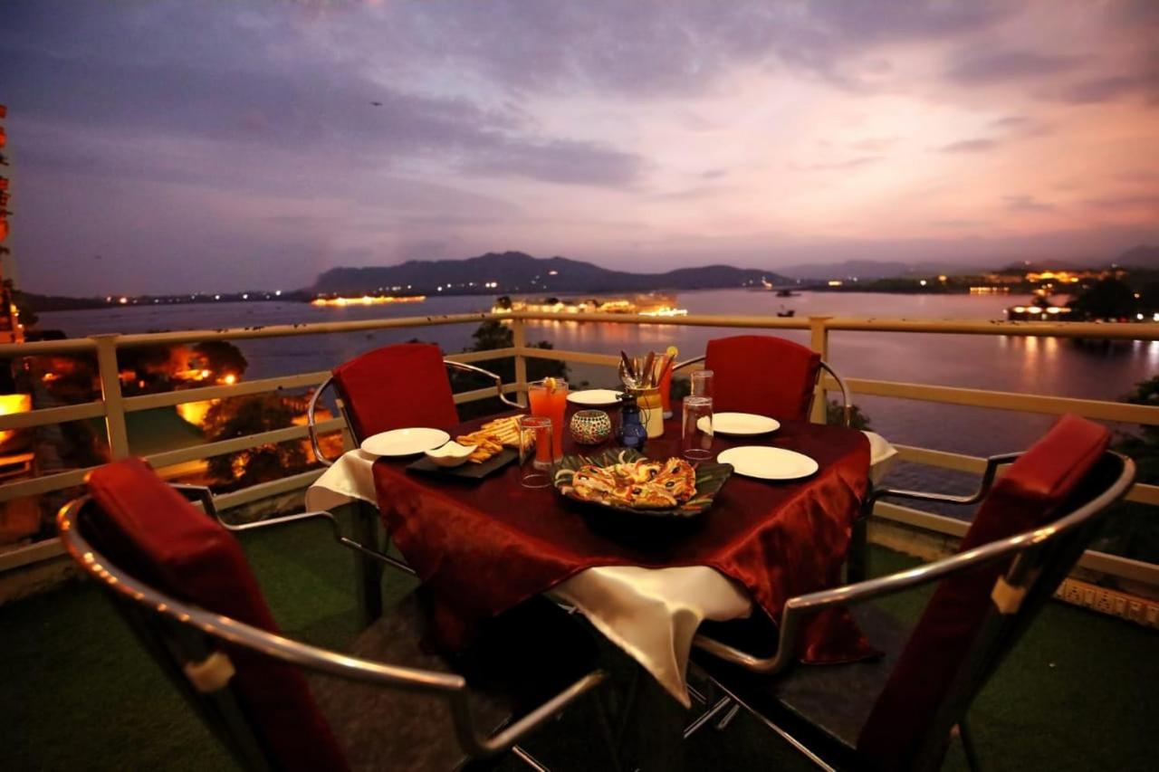 The Shaharkot By The Lake Hotel Udaipur Exterior foto